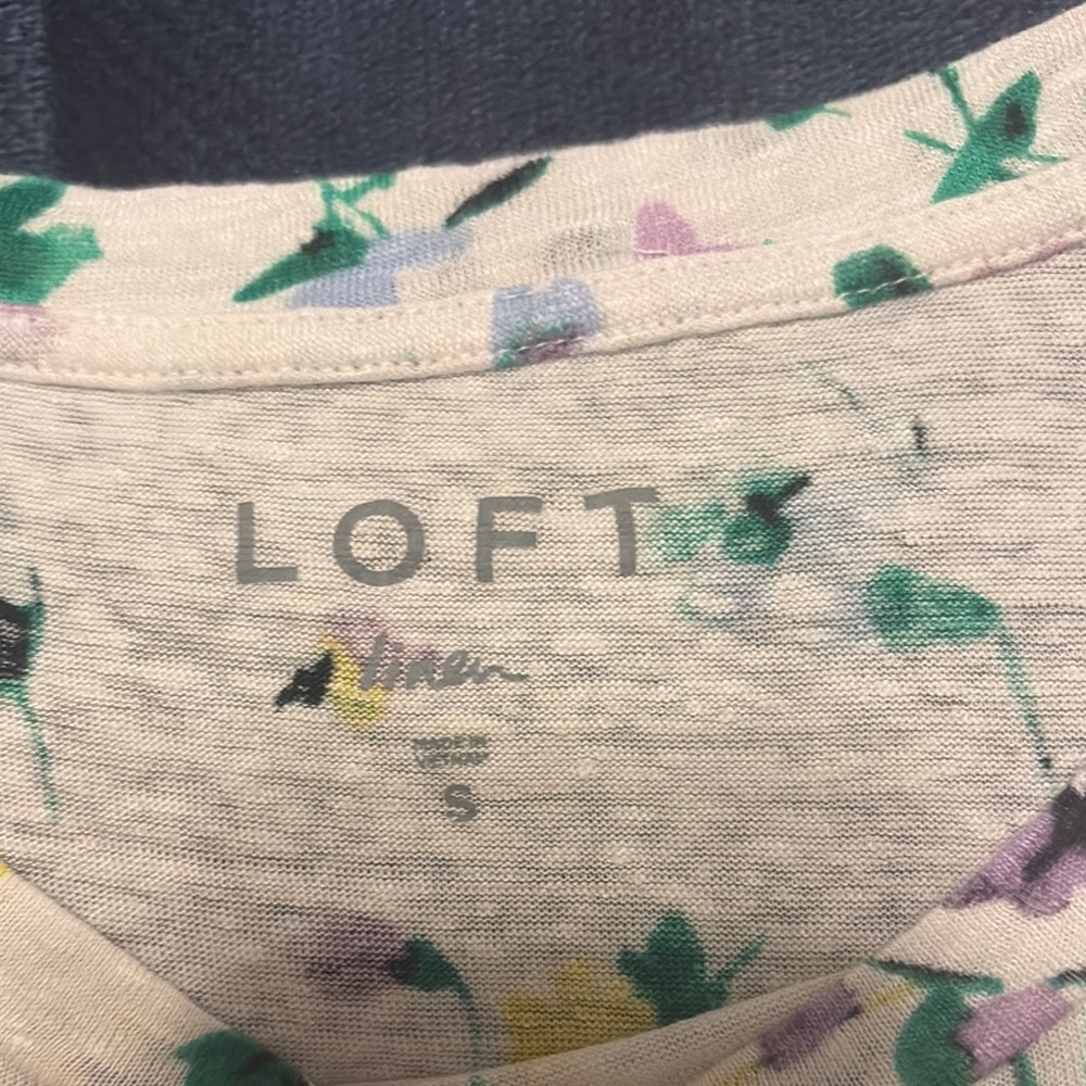 LOFT Floral Ruffle Sleeve Blouse - Picture 2 of 2
